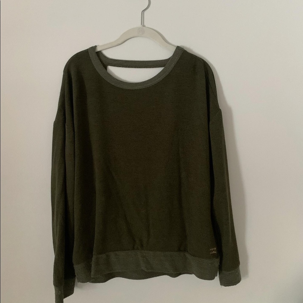backless olive green billabong sweatshirt